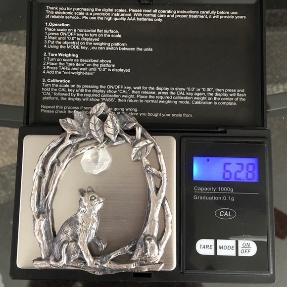 Vintage Pewter Cat catching Crystal Christmas Ornament - Picture 10 of 13